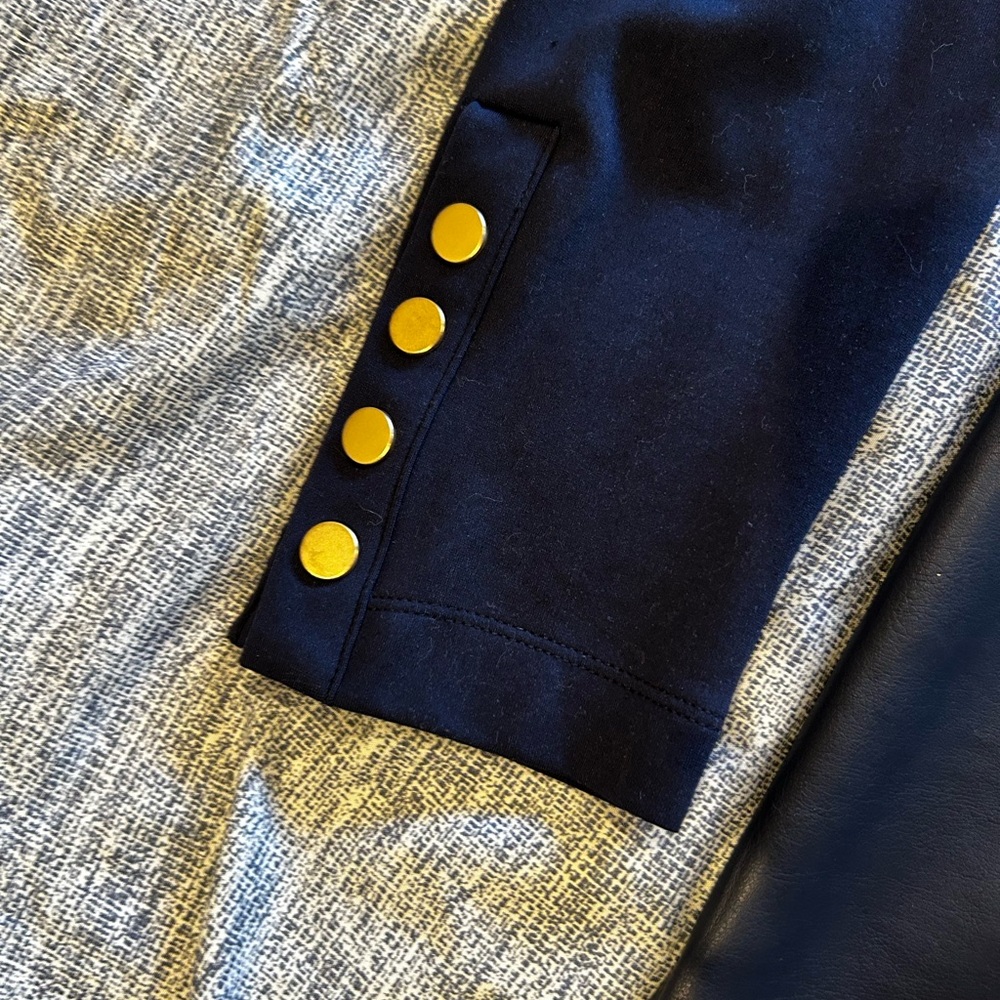 Chico's Navy Faux Leather Front Pointe Tunic size 0 - Picture 7 of 10